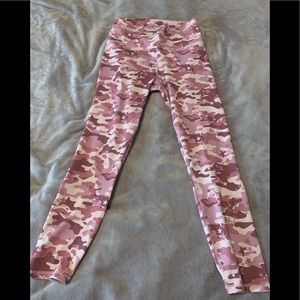 Fabletics Pink star-camouflage Leggings size s
